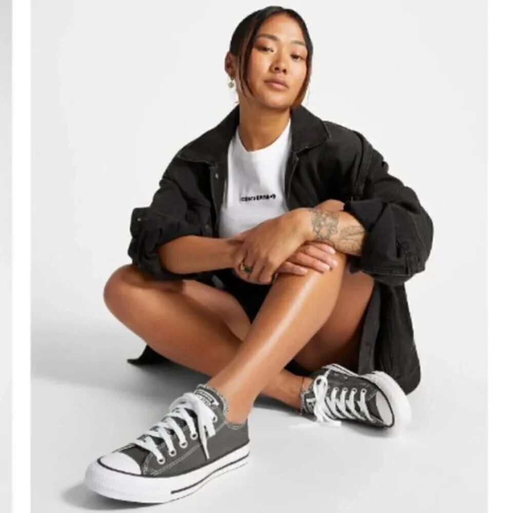 Converse Gray Chuck Taylor All Star Low - 4.5US, Unisex 🇺🇸